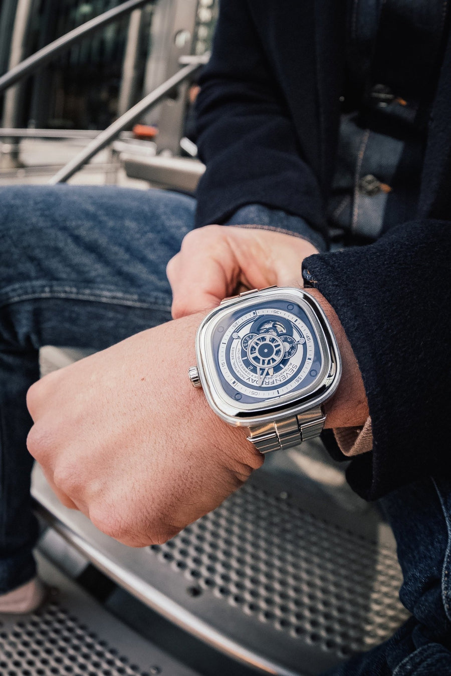 SEVENFRIDAY P1B/01-M ESSENCE UPGRADED - The Independent Collective